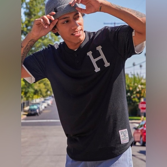 HUF Men’s Bronx Henley Jersey - Picture 1 of 11